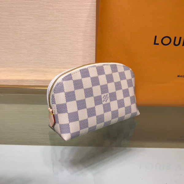l0*is V*t0n cosmetic pouch pm-19*12*6cm