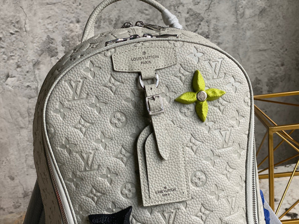 l0*is V*t0n ellipse backpack