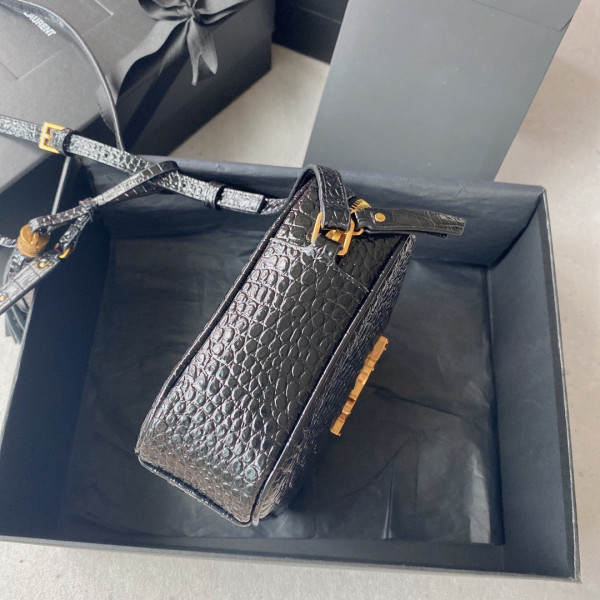 Y*L lou camera bag-23*16*6cm