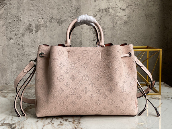l0*is V*t0n bella tote