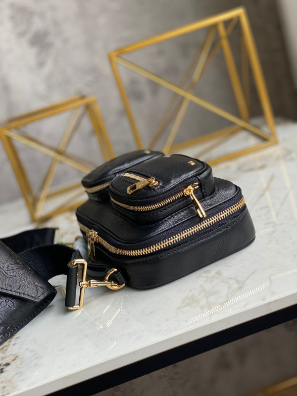 l0*is V*t0n utility crossbody