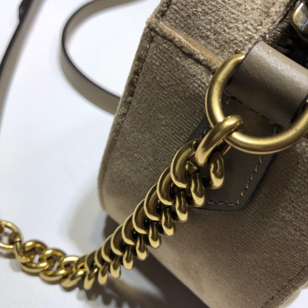 G*u*i gg marmont small matelassé shoulder bag