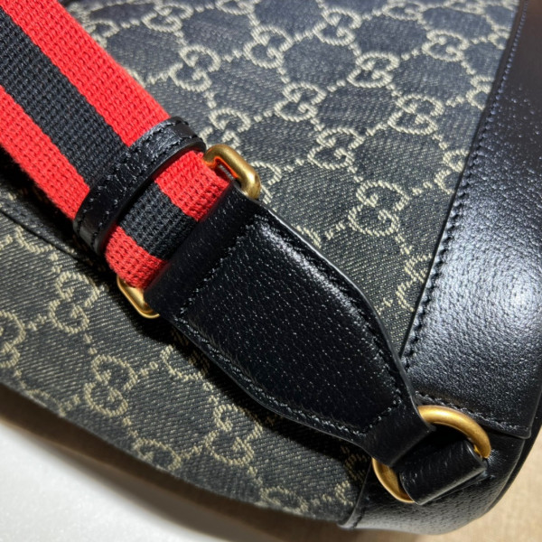 G*u*i backpack with interlocking g