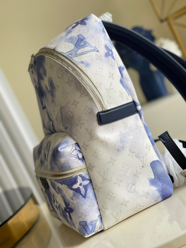 l0*is V*t0n discovery backpack