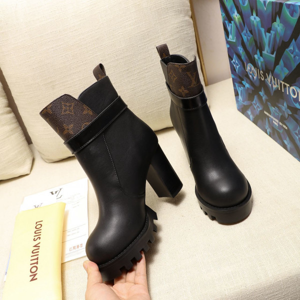 l0*is V*t0n star trail ankle boot