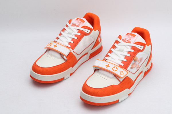 l0*is V*t0n trainer sneaker