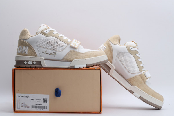 l0*is V*t0n trainer sneaker