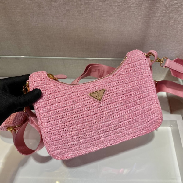 Pra*a re-edition 2005 raffia bag