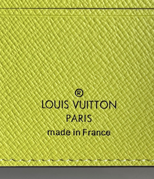 l0*is V*t0n multiple wallet
