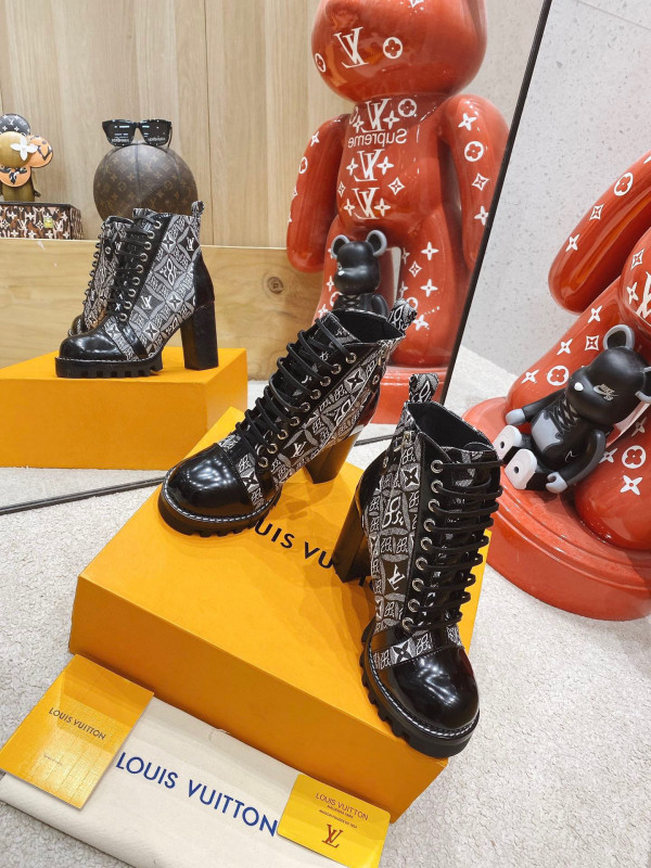 l0*is V*t0n star trail ankle boot 8cm