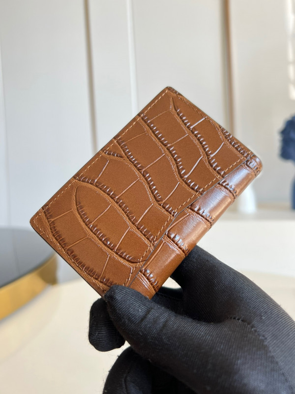l0*is V*t0n pocket organizer