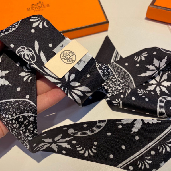 H**mes bandeau