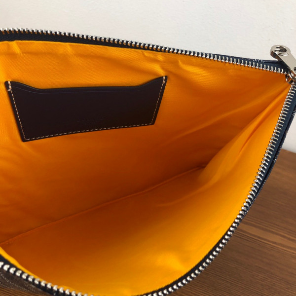 Go*ard senat pouch