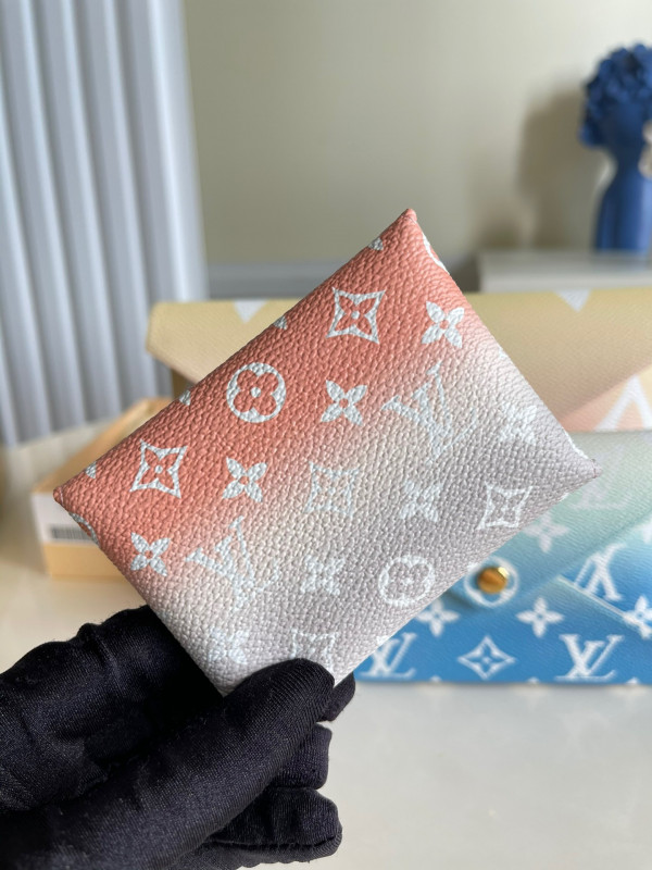 l0*is V*t0n kirigami pochette