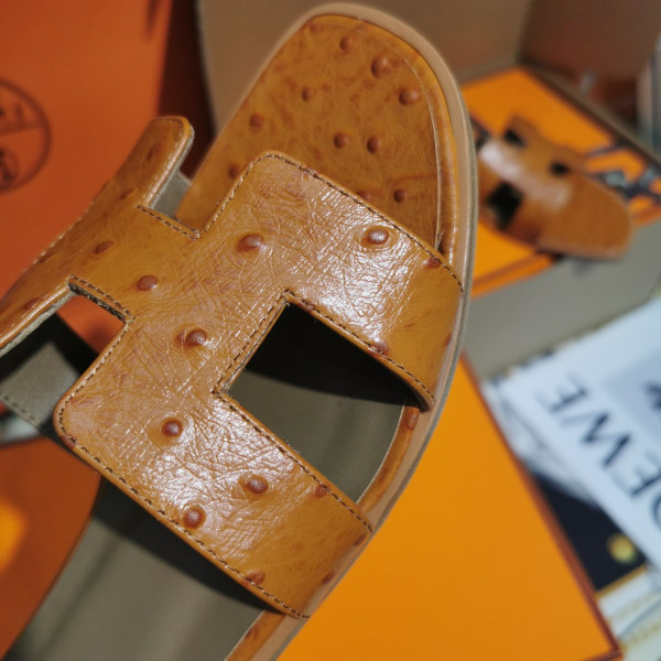 H**mes sandal