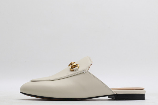 G*u*i princetown leather slipper