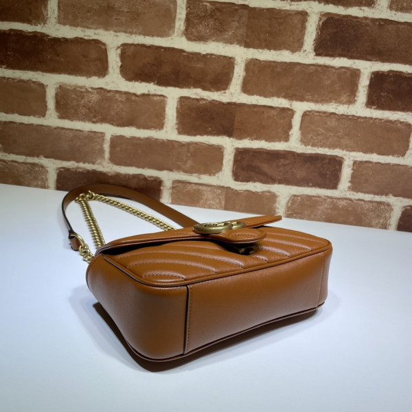 G*u*i gg marmont 22cm