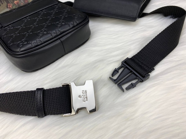G*u*i gg belt bag