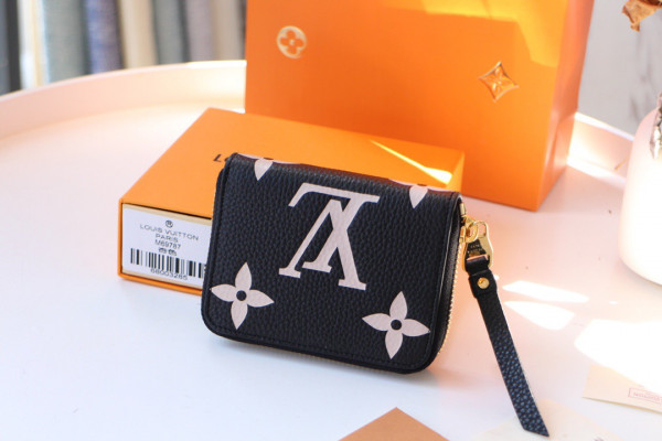 l0*is V*t0n zippy coin purse