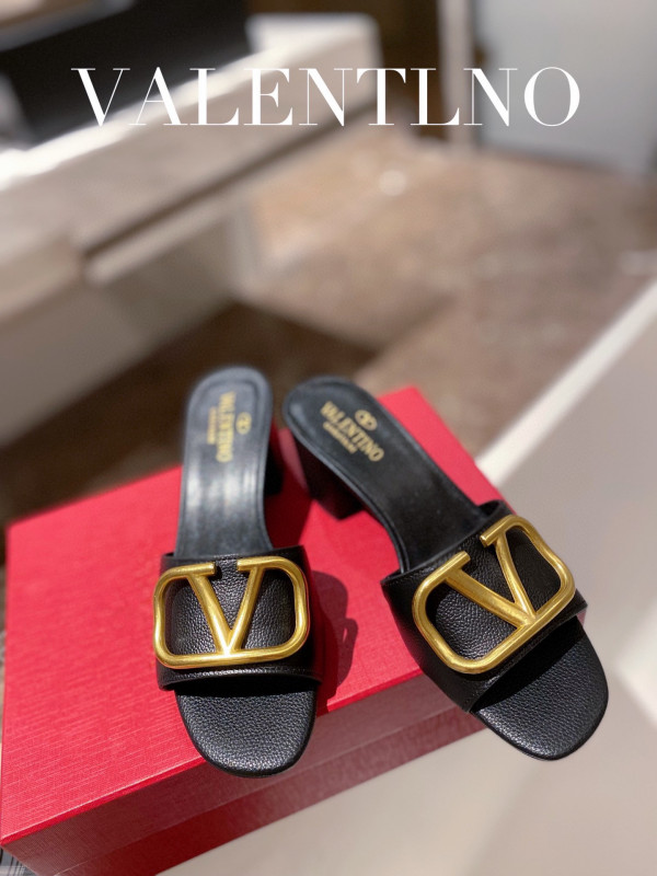 Va1e*ntin0 vlogo signature slide sandal