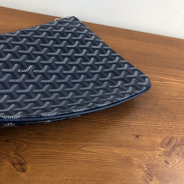 Go*ard senat pouch