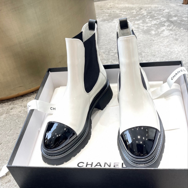 CL ANKLE BOOTS