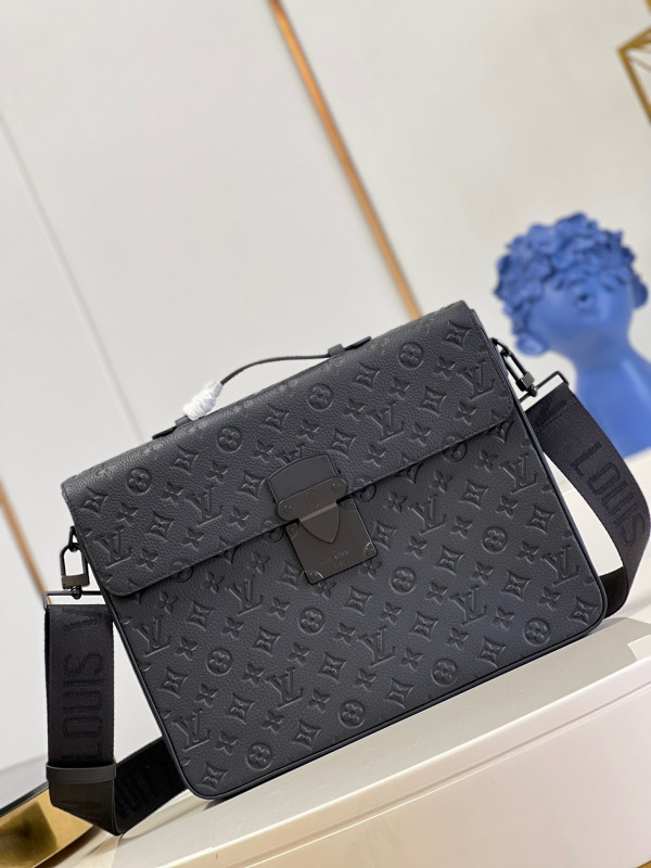 l0*is V*t0n s lock briefcase