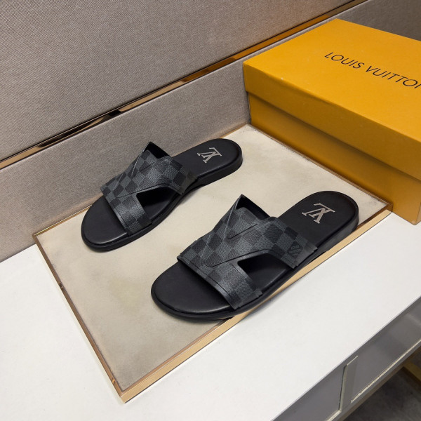 l0*is V*t0n sandals