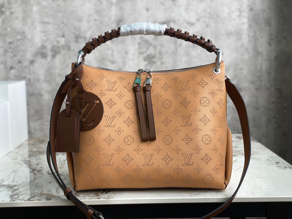l0*is V*t0n beaubourg hobo mm