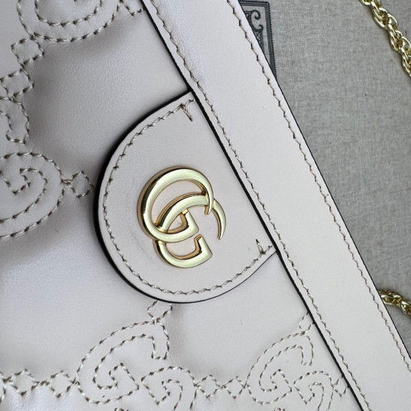 G*u*i gg matelassé leather shoulder bag