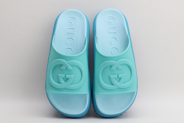 G*u*i slide with interlocking g