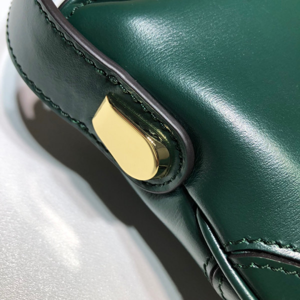 G*u*i arli shoulder bag