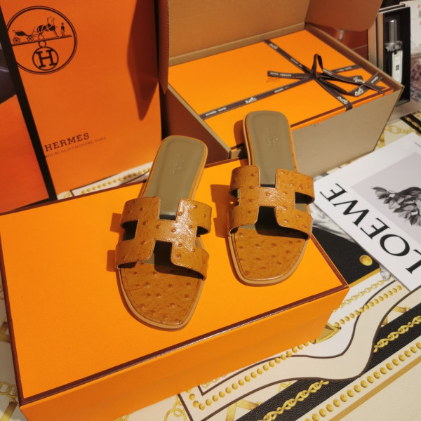 H**mes sandal