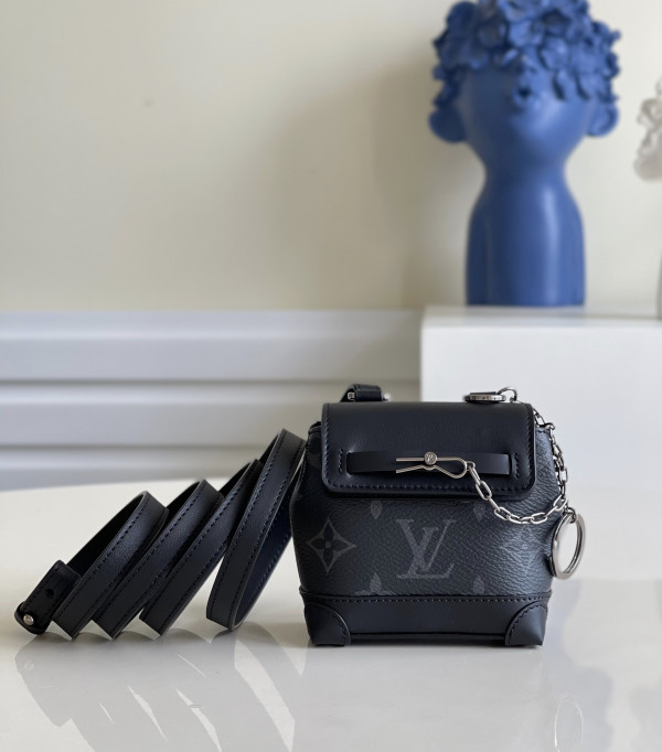 l0*is V*t0n mini steamer pouch