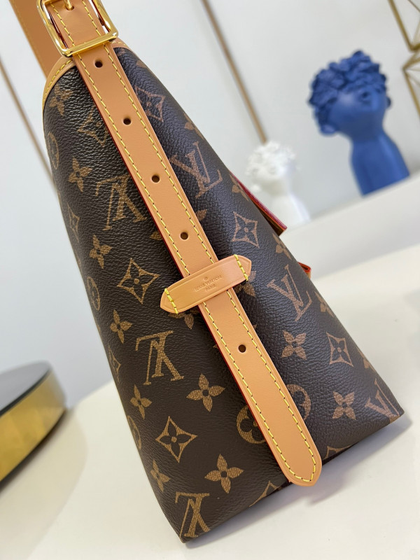 l0*is V*t0n carryall pm