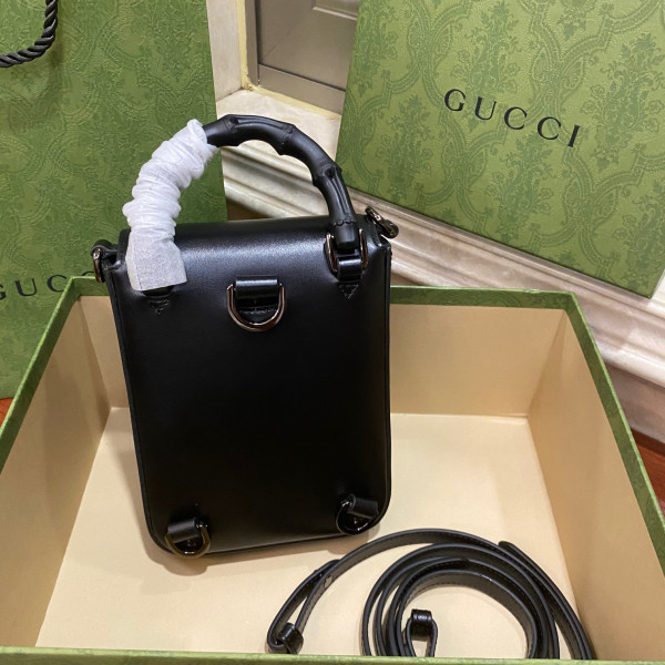 G*u*i bamboo mini handbag