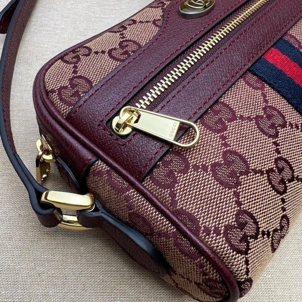 G*u*i ophidia suede mini bag