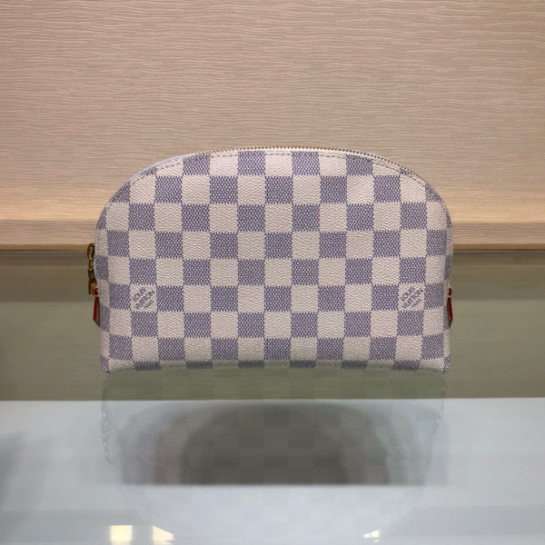 l0*is V*t0n cosmetic pouch gm