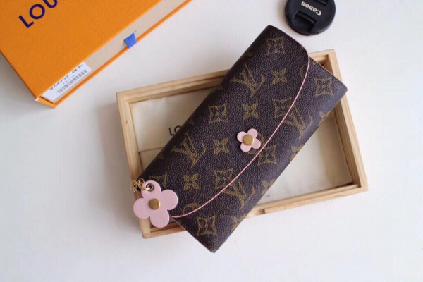 l0*is V*t0n emilie wallet