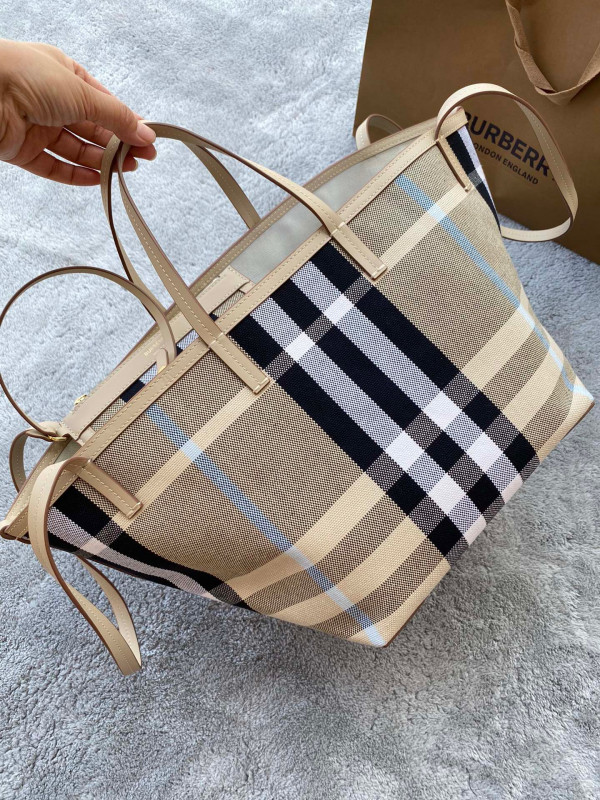 B**rry tote