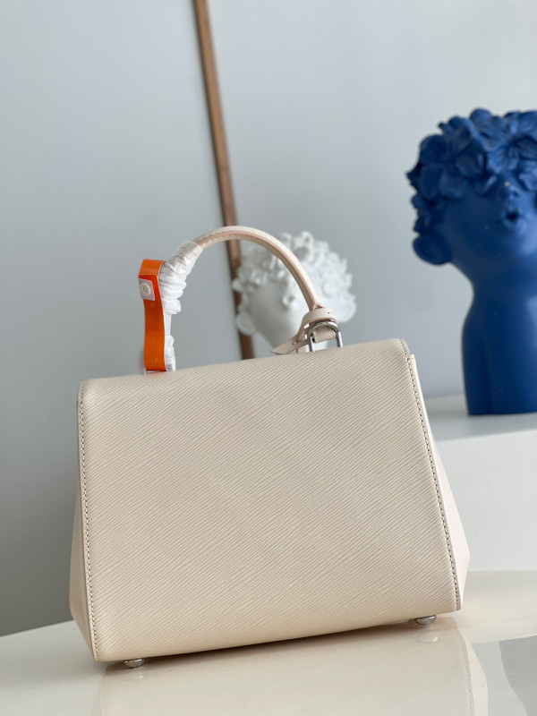 l0*is V*t0n cluny bb