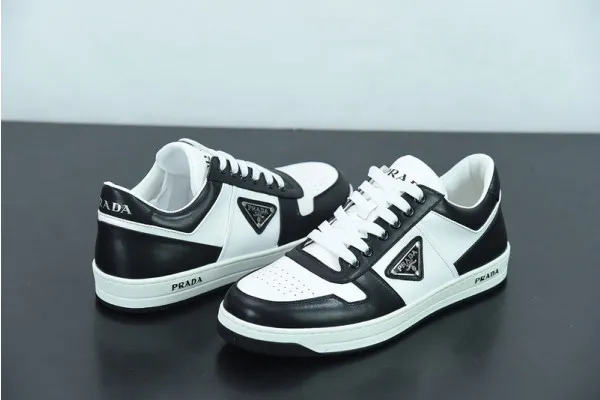 Pra*a sneakers