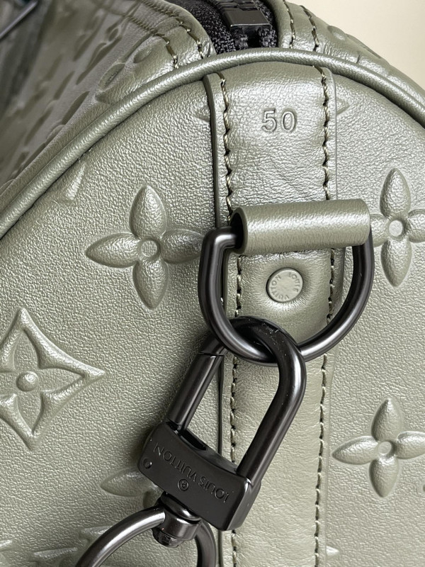 l0*is V*t0n keepall bandouliÈre 50