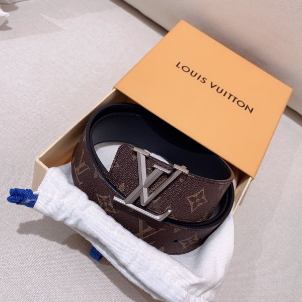 l0*is V*t0n belt