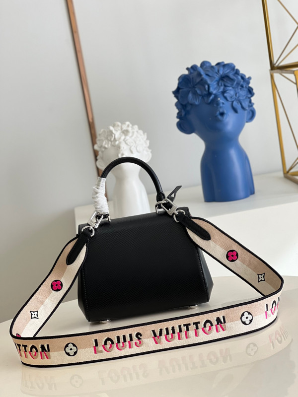 l0*is V*t0n cluny mini
