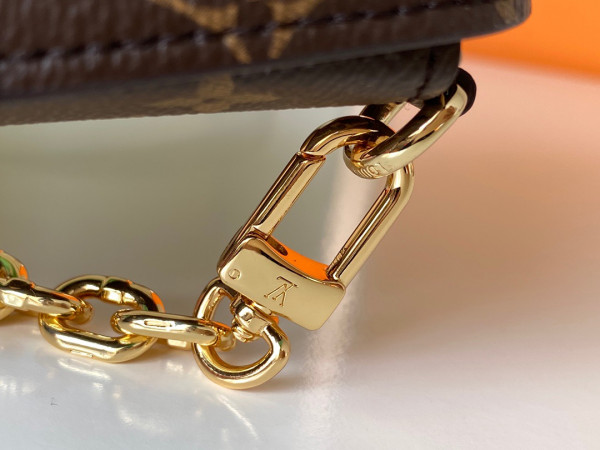 l0*is V*t0n vertical trunk pochette