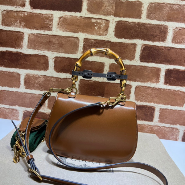 G*u*i small top handle bag with bamboo