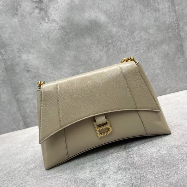 Ba*len*cia*ga downtown small shoulder bag with chain