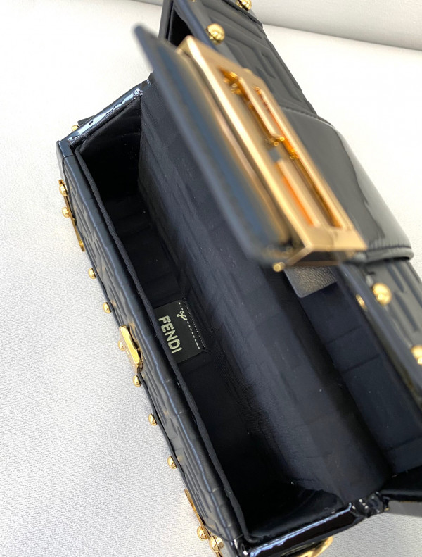 F**di baguette trunk mini