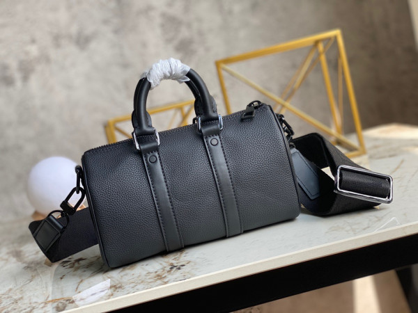 l0*is V*t0n city keepall